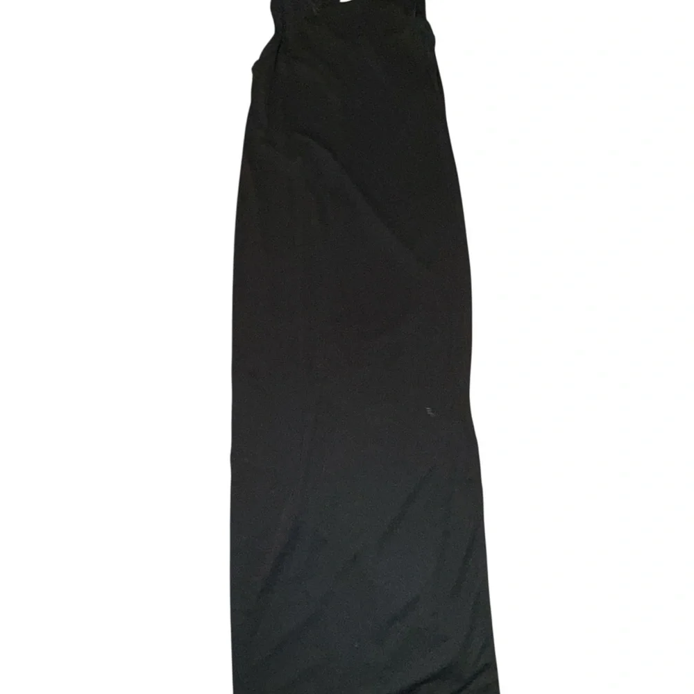 Scarlett Elegant Black Attire Maxi Dress - Picture 2 of 6